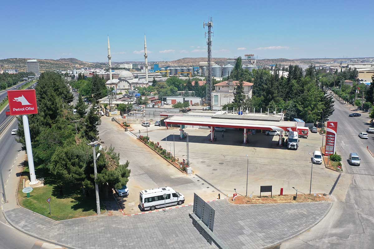 Akaryakıt İstasyonu